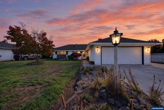 1380 Westwood Dr, Stayton, OR 97383