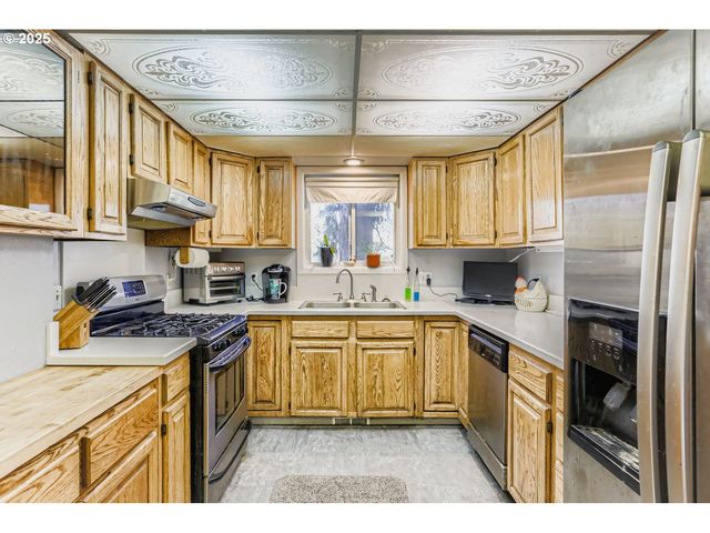 9310 Se LINWOOD Ave, Milwaukie, OR 97222