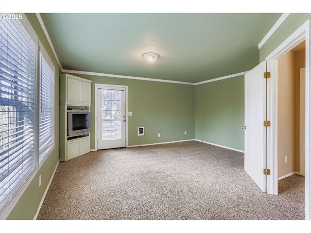 9310 Se LINWOOD Ave, Milwaukie, OR 97222