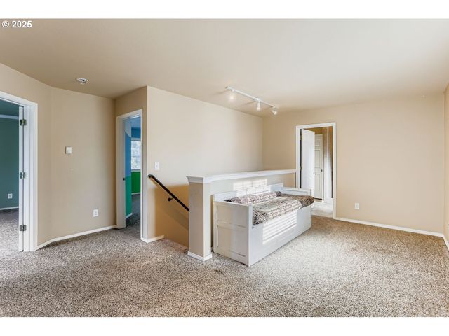 9310 Se LINWOOD Ave, Milwaukie, OR 97222