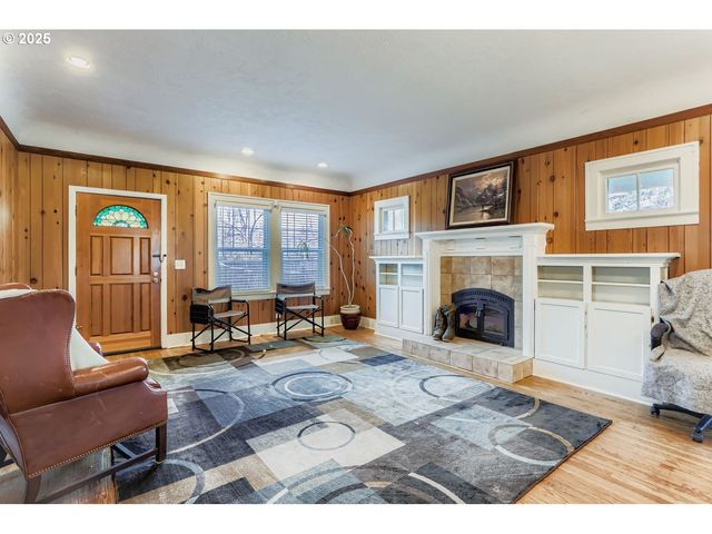 9310 Se LINWOOD Ave, Milwaukie, OR 97222