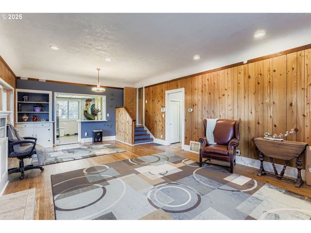 9310 Se LINWOOD Ave, Milwaukie, OR 97222