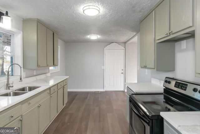 1829 Joy Lake Road, Morrow, GA 30260