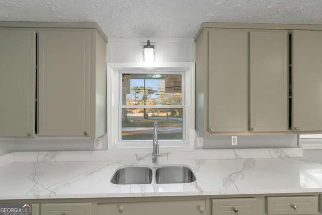 1829 Joy Lake Road, Morrow, GA 30260