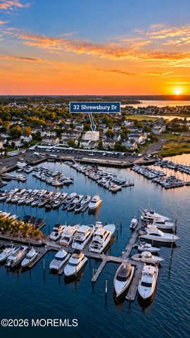 32 Shrewsbury Drive, Monmouth Beach, NJ 07750