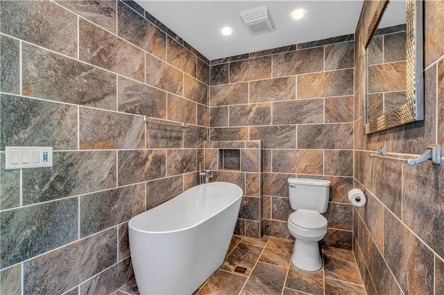 1153 Jake Lucas Road NE, Ludowici, GA 31316