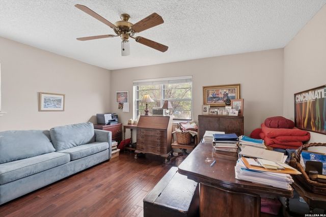 414 Schryver St, Boerne, TX 78006