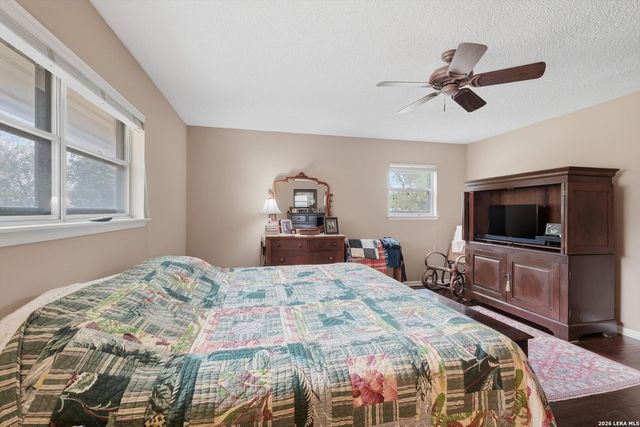 414 Schryver St, Boerne, TX 78006