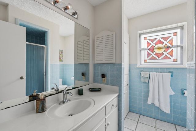 414 Schryver St, Boerne, TX 78006