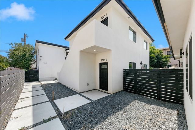 1023 E 28th, Los Angeles, CA 90011