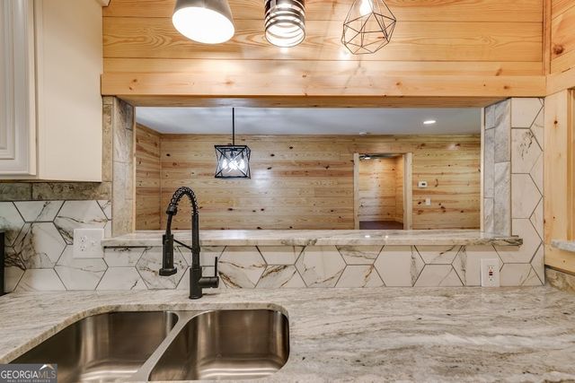 103 Tiffany Drive, Franklin, GA 30217