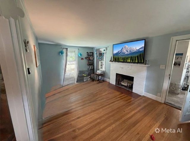 67 Bow Rd 67, Newton, MA 02459