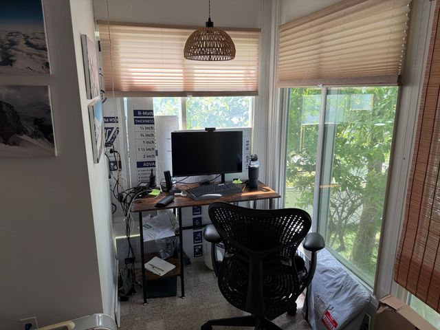 67 Bow Rd 67, Newton, MA 02459