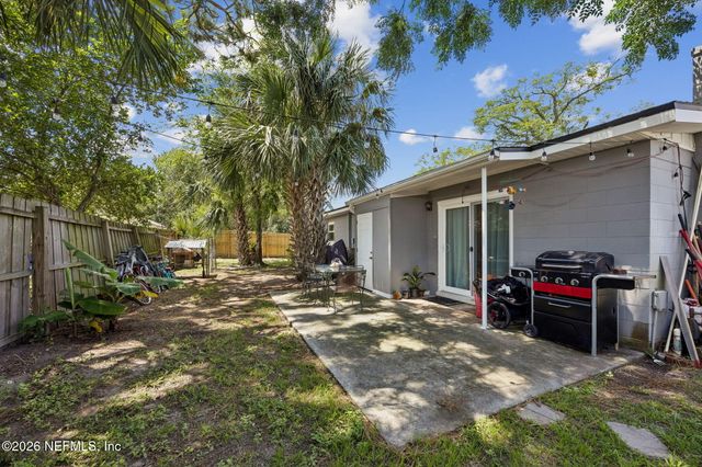 455 IREX Road, Atlantic Beach, FL 32233