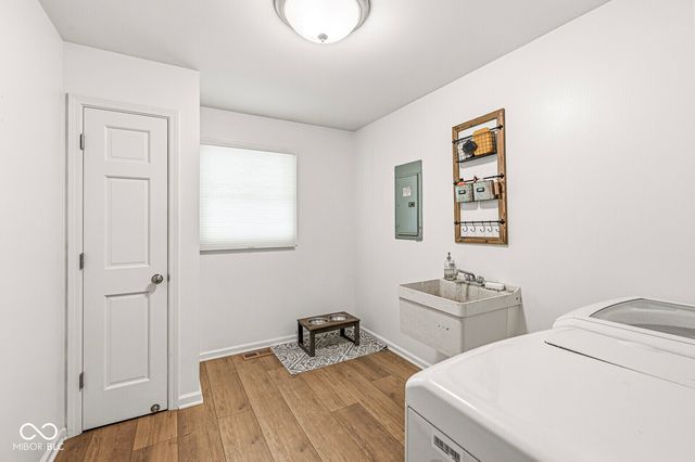 14910 Amkey Court, Carmel, IN 46032