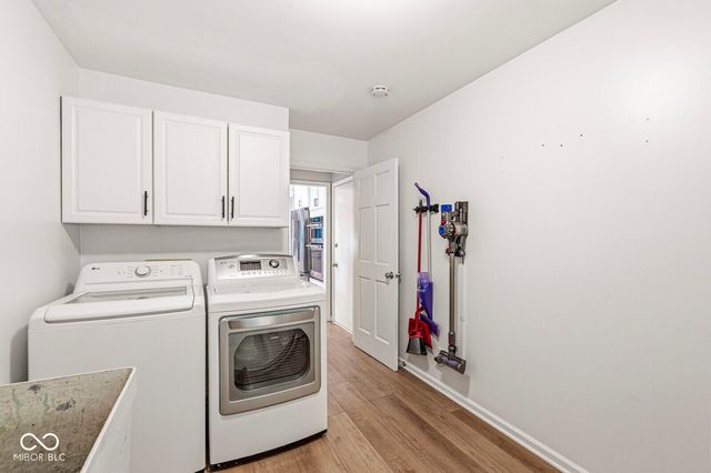 14910 Amkey Court, Carmel, IN 46032