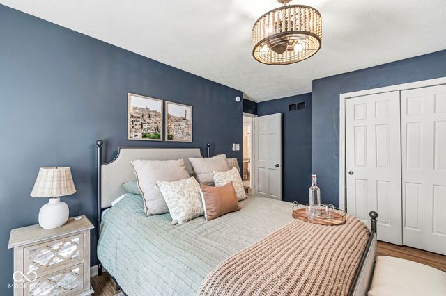 14910 Amkey Court, Carmel, IN 46032