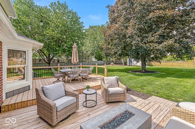 14910 Amkey Court, Carmel, IN 46032