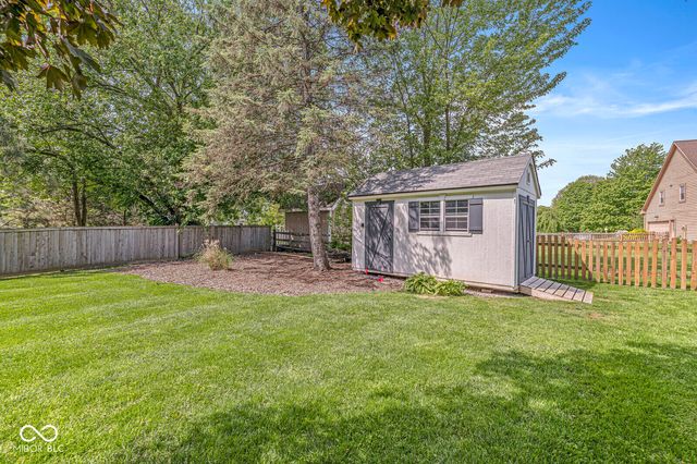 14910 Amkey Court, Carmel, IN 46032