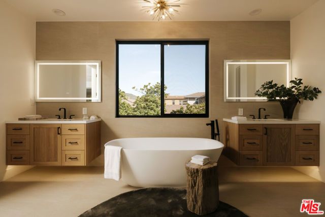 25471 Prado De Oro, Calabasas, CA 91302