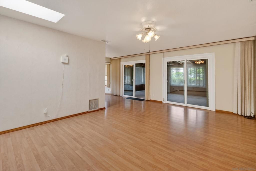 Image 10 of property listing at 1360 Monterey Court, Chula Vista, CA 91911