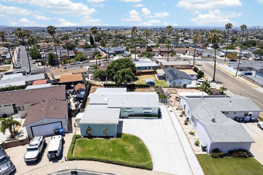 Image 26 of property listing at 1360 Monterey Court, Chula Vista, CA 91911