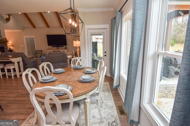 145 Bob White Run, Jackson, GA 30233