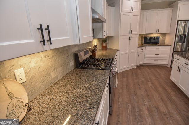 145 Bob White Run, Jackson, GA 30233