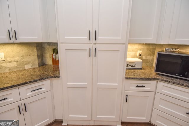 145 Bob White Run, Jackson, GA 30233