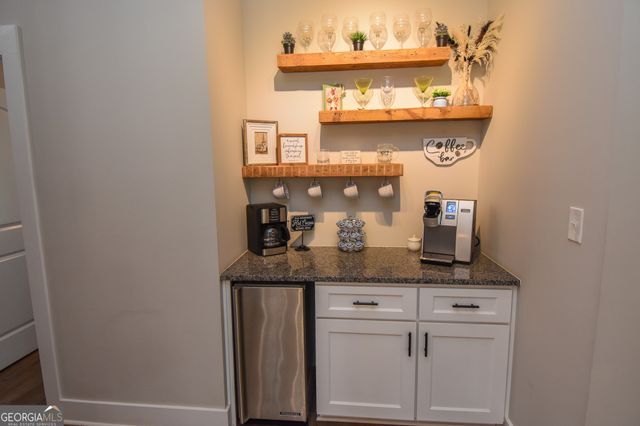 145 Bob White Run, Jackson, GA 30233