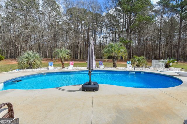 145 Bob White Run, Jackson, GA 30233