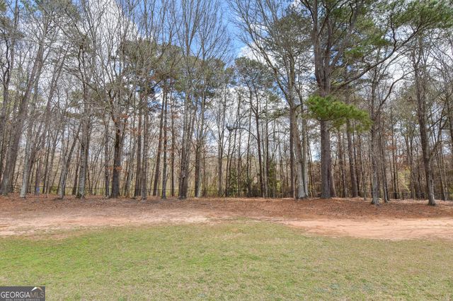 145 Bob White Run, Jackson, GA 30233