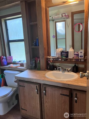 1710 E Trails End, Belfair, WA 98528