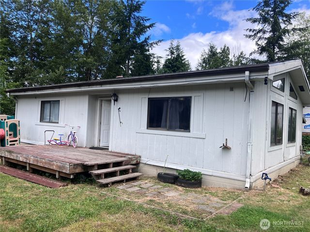1710 E Trails End, Belfair, WA 98528