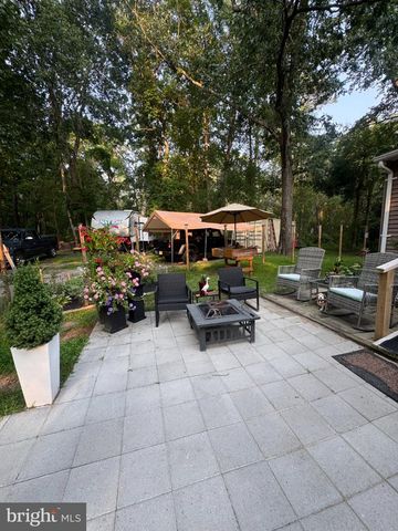 320 HEMLOCK AVE, Browns Mills, NJ 08015