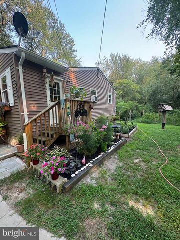 320 HEMLOCK AVE, Browns Mills, NJ 08015