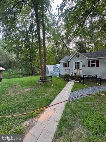320 HEMLOCK AVE, Browns Mills, NJ 08015