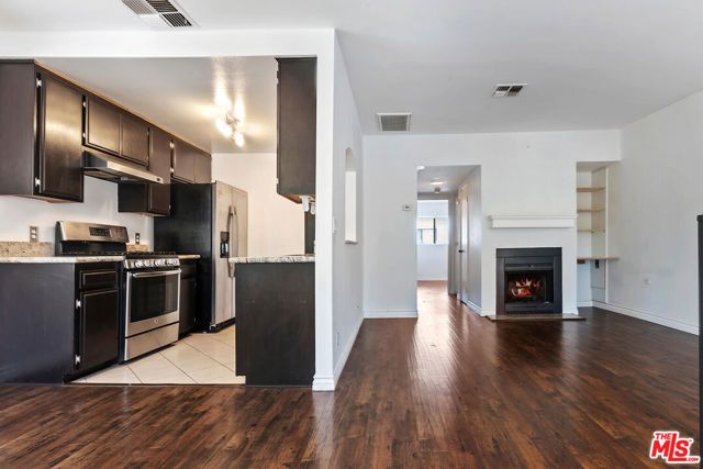5322 Colodny Drive 9, Agoura Hills, CA 91301