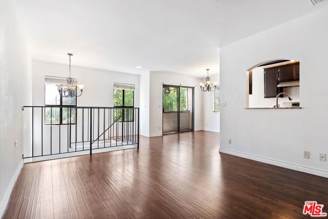 5322 Colodny Drive 9, Agoura Hills, CA 91301