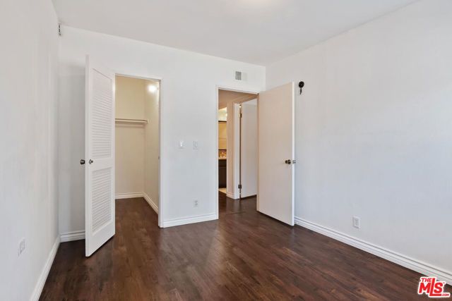 5322 Colodny Drive 9, Agoura Hills, CA 91301