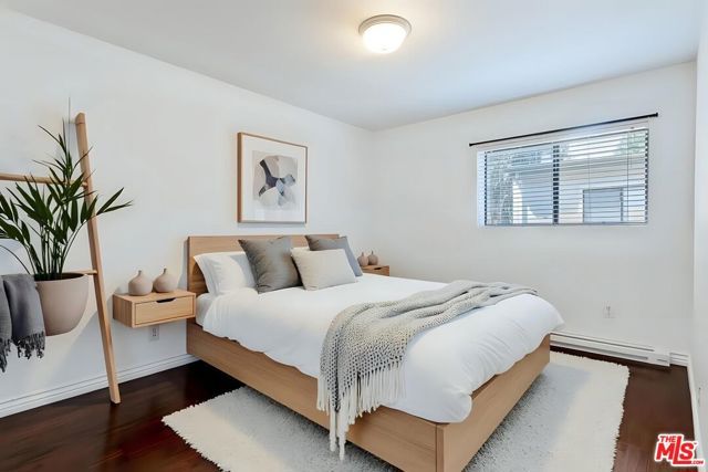 5322 Colodny Drive 9, Agoura Hills, CA 91301