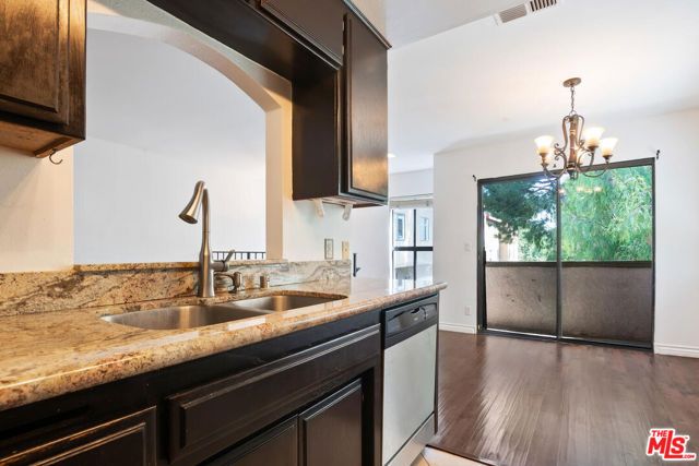 5322 Colodny Drive 9, Agoura Hills, CA 91301