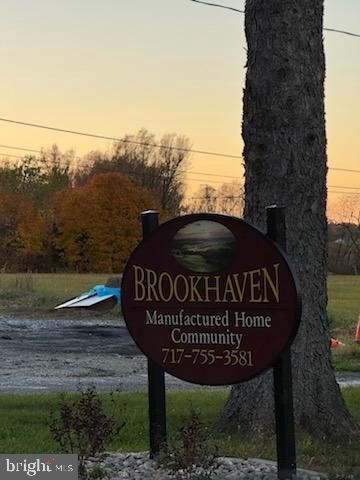 426 CLOVER DR, York, PA 17406