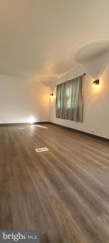 426 CLOVER DR, York, PA 17406