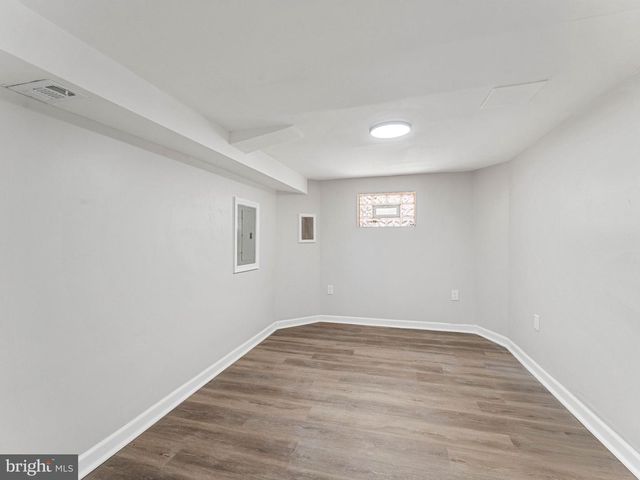 5631 N 11TH ST, Philadelphia, PA 19141
