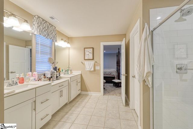 1604 Burtonwood Drive, Moore, SC 29369
