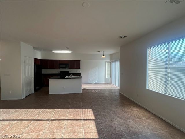 7820 Spartanburg Street, Las Vegas, NV 89149