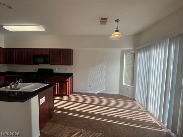 7820 Spartanburg Street, Las Vegas, NV 89149