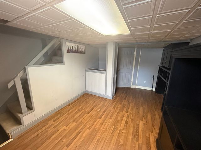 43 Manor Rd, Shrewsbury, MA 01545