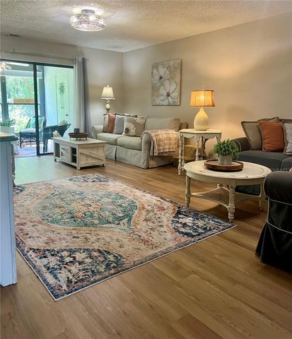 1801 E LAKE ROAD 17C, Palm Harbor, FL 34685